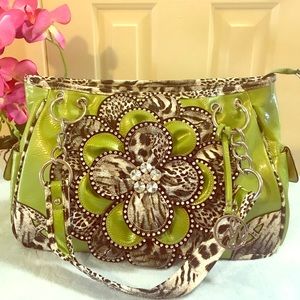 Green flower rhinestones shoulder handbag 👜